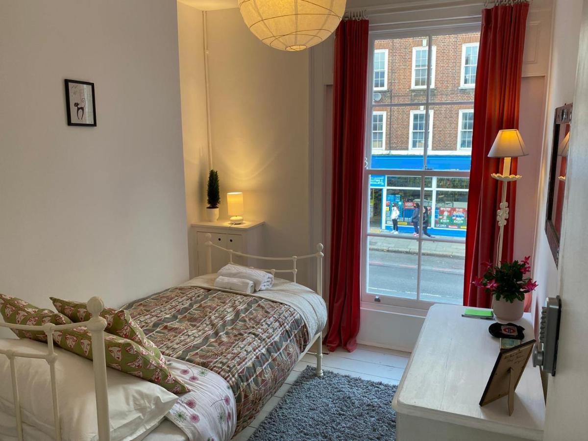 Camden Town Accomodation Лондон Екстер'єр фото